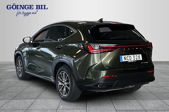 Lexus NX450h+ 6 of 16