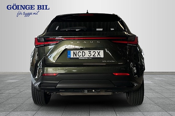 Lexus NX450h+ 7 of 16