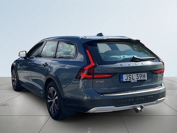 Volvo V90 Cross Country 5 of 18