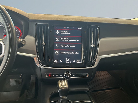 Volvo V90 Cross Country 11 of 18