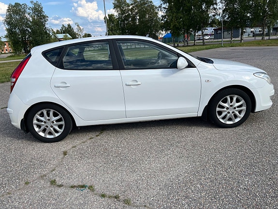 Hyundai i30 6 of 16