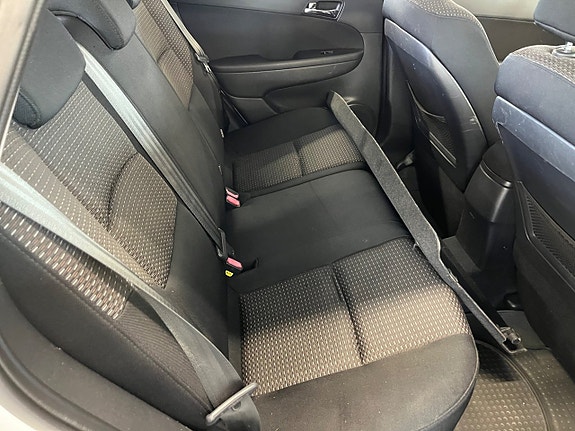 Hyundai i30 12 of 16