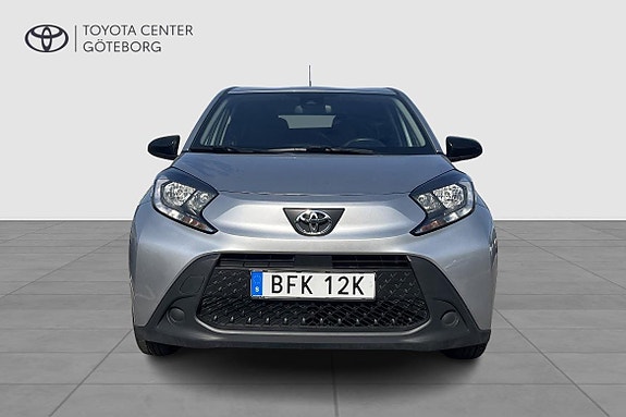 Toyota Aygo X 8 of 14
