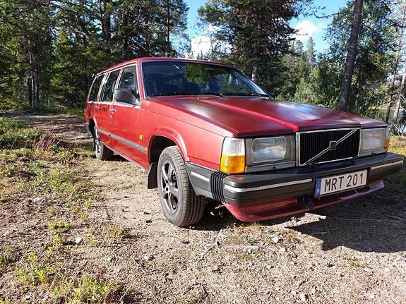 Volvo 740 3 of 10