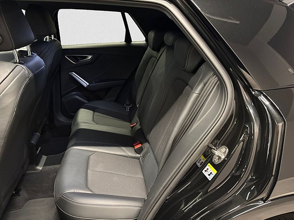 Audi Q2 16 of 19