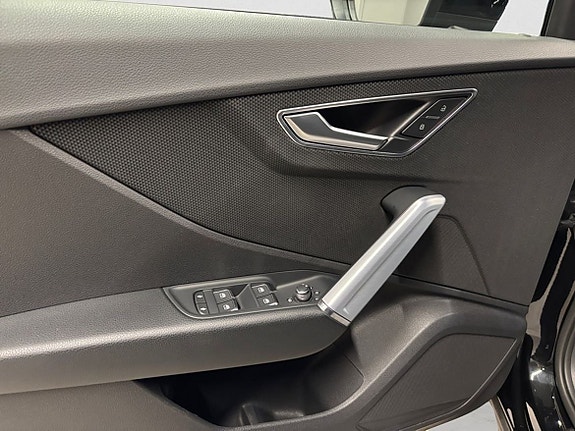Audi Q2 13 of 19