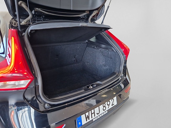 Volvo V40 11 of 11