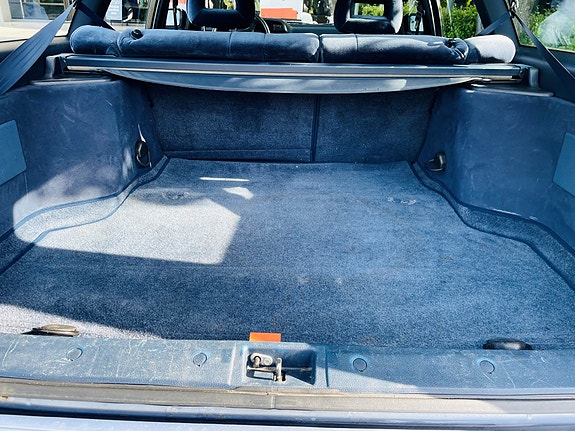 Toyota Camry 11 of 16