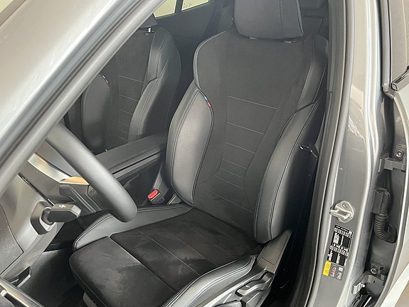 BMW iX2 6 of 15