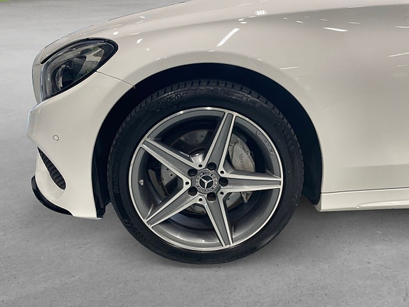 Mercedes-Benz C220 8 of 23