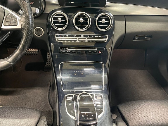 Mercedes-Benz C220 11 of 23