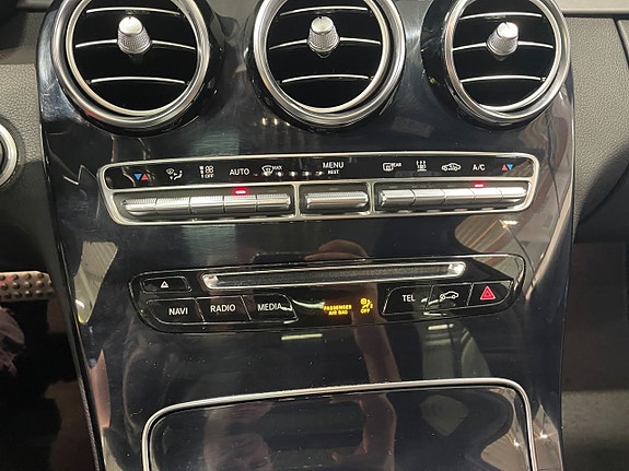 Mercedes-Benz C220 23 of 23
