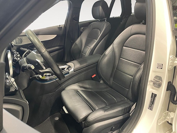 Mercedes-Benz C220 9 of 23