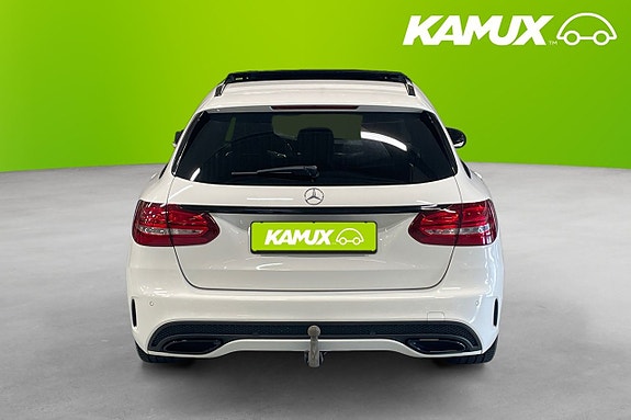 Mercedes-Benz C220 5 of 23