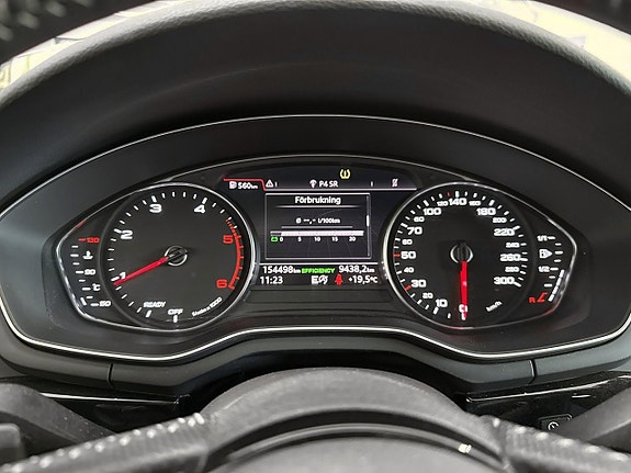 Audi A4 10 of 15