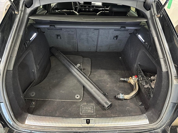 Audi A4 14 of 15
