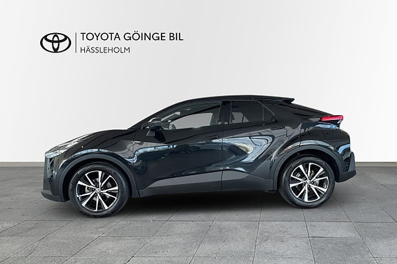 Toyota C-HR 3 of 10