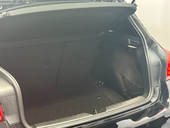 BMW 118i 13 of 14