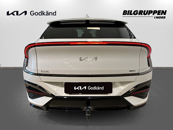 Kia EV6 5 of 19