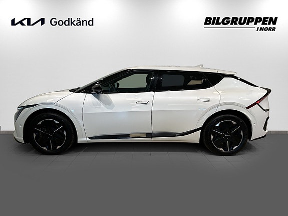 Kia EV6 4 of 19