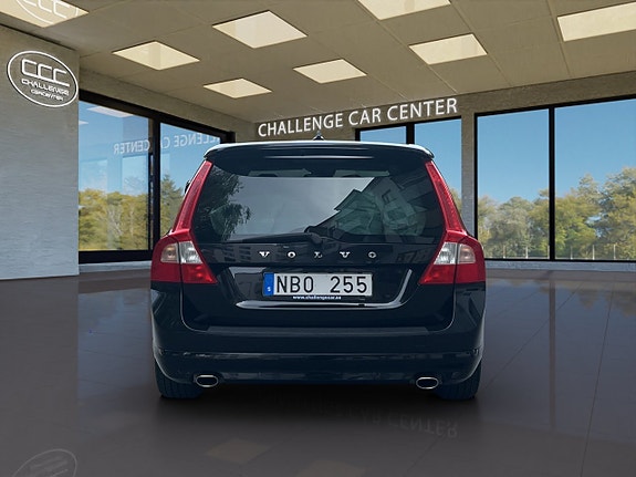Volvo V70 8 of 22