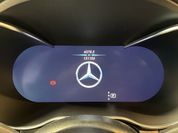 Mercedes-Benz GLC220 d 16 of 29
