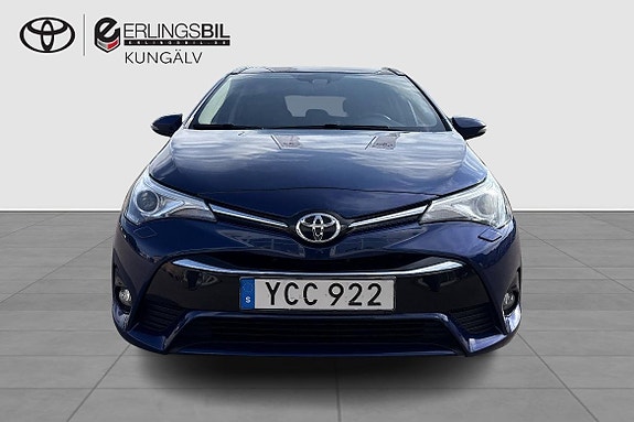Toyota Avensis 5 of 12
