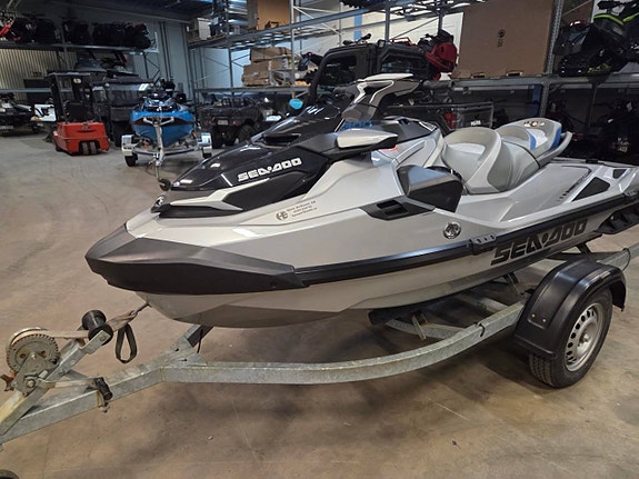 Sea-Doo GTX 300 LTD 2 of 3