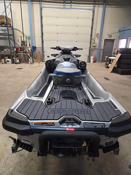 Sea-Doo GTX 300 LTD 3 of 3