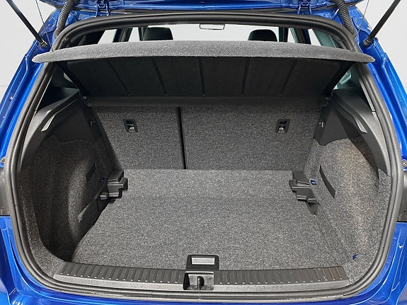 Seat Arona 12 of 24