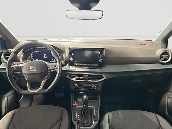 Seat Arona 11 of 24
