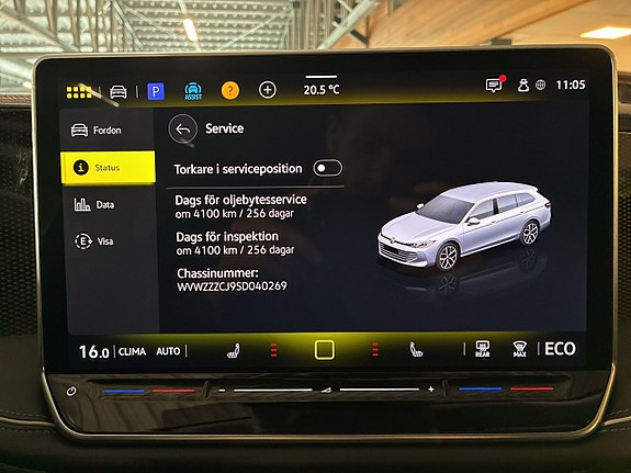Volkswagen Passat 22 of 30
