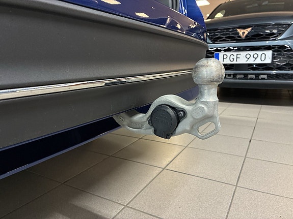 Volkswagen Passat 14 of 30