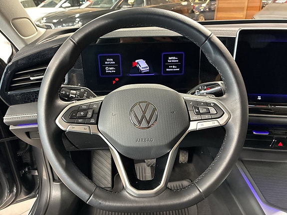 Volkswagen Passat 17 of 27