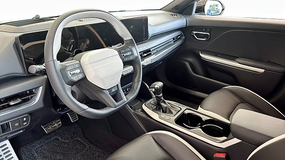 Kia K4 8 of 12