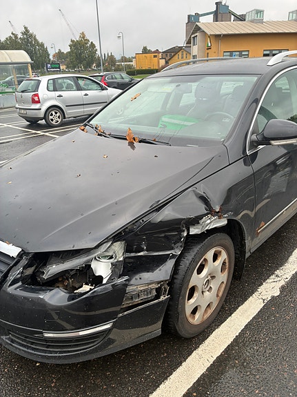Volkswagen Passat 6 of 12
