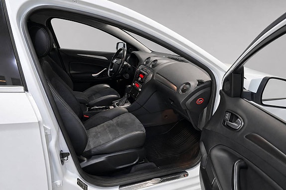 Ford Mondeo 13 of 27