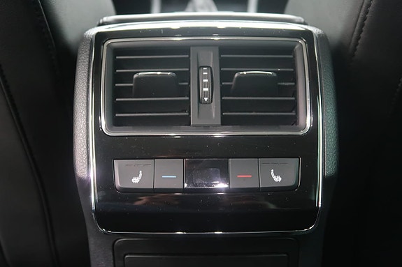 Skoda Superb 8 of 26
