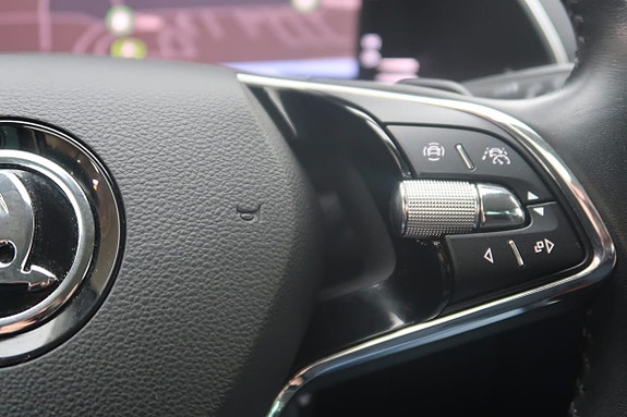 Skoda Superb 12 of 26