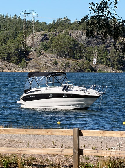 Crownline 250 CR, 2x ankarspel, Bogpropeller, 500 Tim 3 of 21