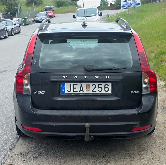 Volvo V50 5 of 10