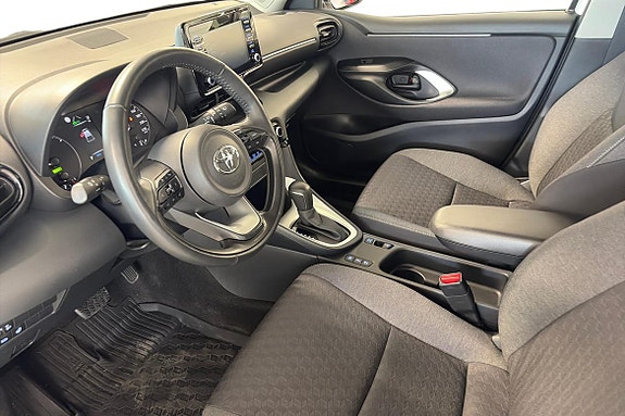 Toyota Yaris 11 of 12