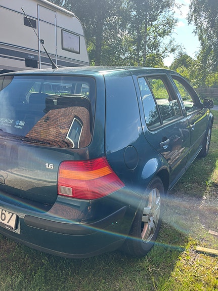 Volkswagen Golf IV 4 of 5