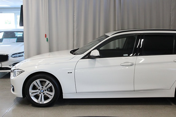 BMW 318d 5 of 30