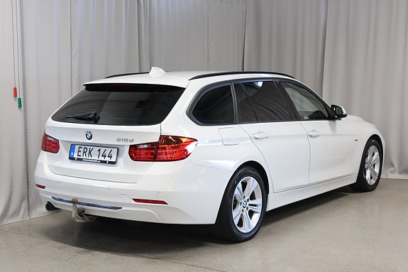 BMW 318d 2 of 30