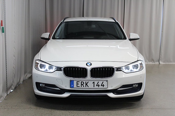 BMW 318d 7 of 30