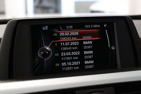 BMW 318d 30 of 30