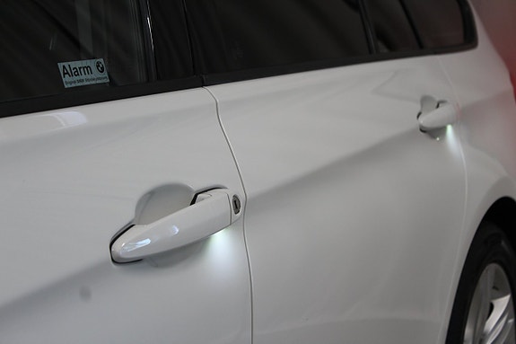 BMW 318d 11 of 30