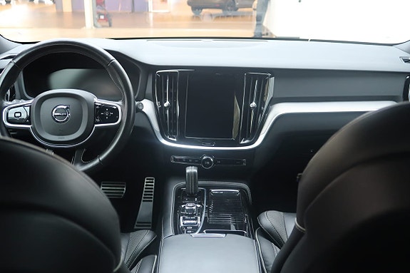 Volvo V60 6 of 24