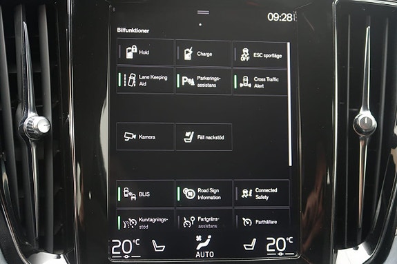 Volvo V60 14 of 24